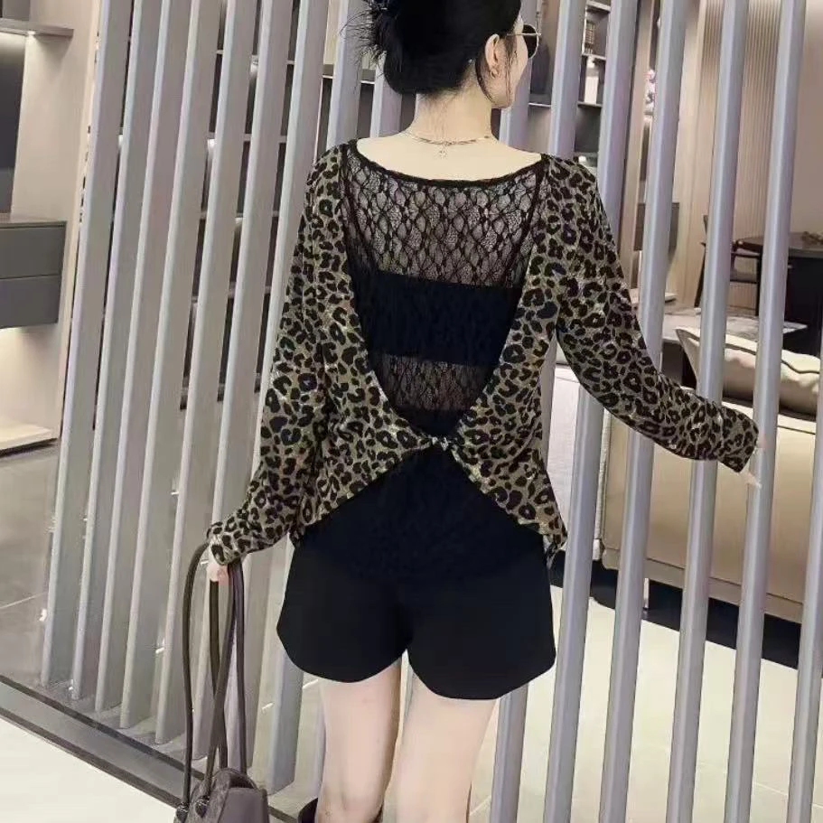 2025秋新款时尚设计感蕾丝美背洋气显瘦女人衫