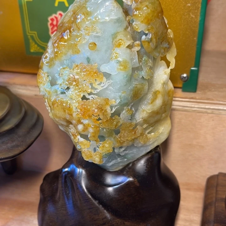 翡翠未镶嵌摆件财神到