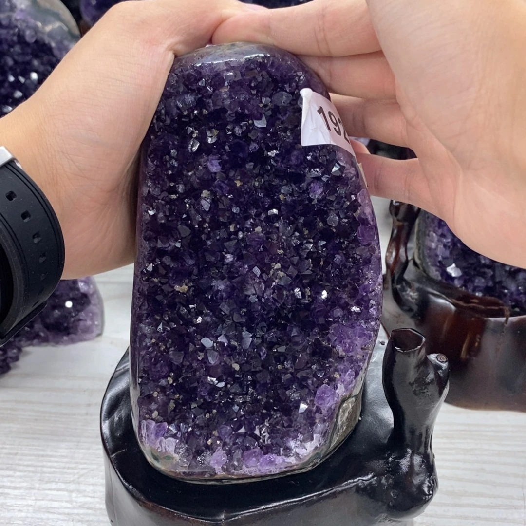 未镶嵌大型摆件（非配饰）水晶