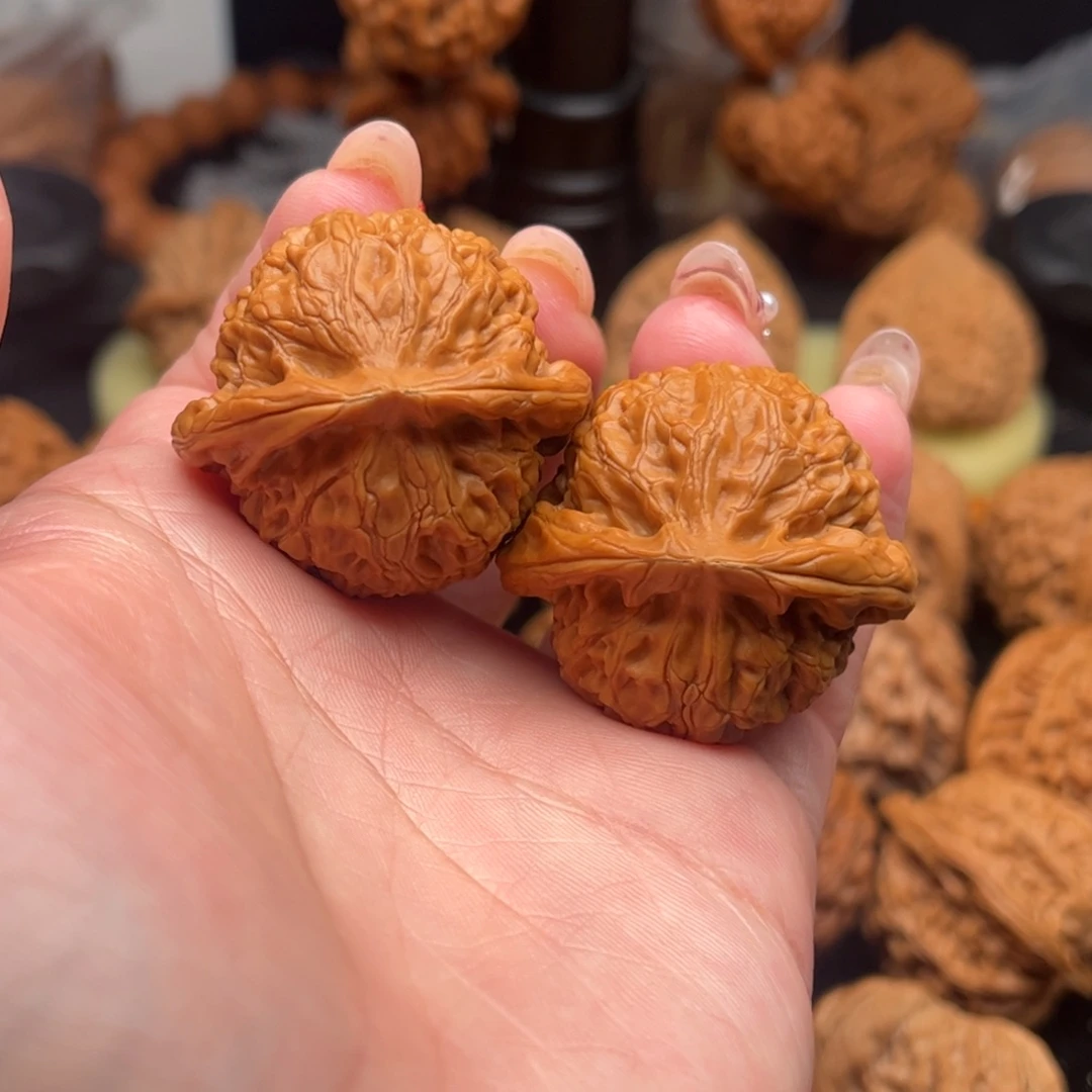 不***语把件核桃宫灯37铁