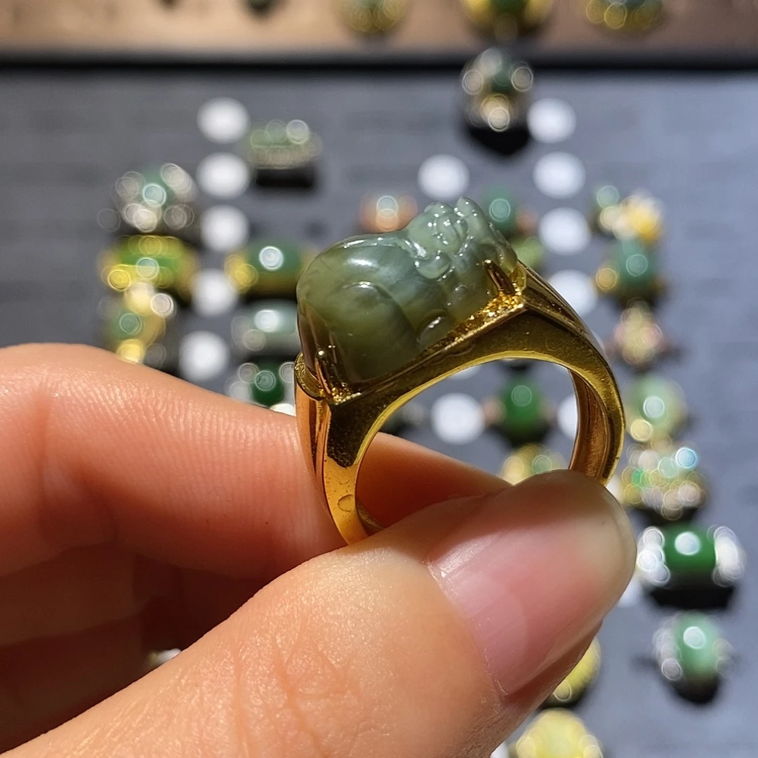 和田玉未镶嵌戒指