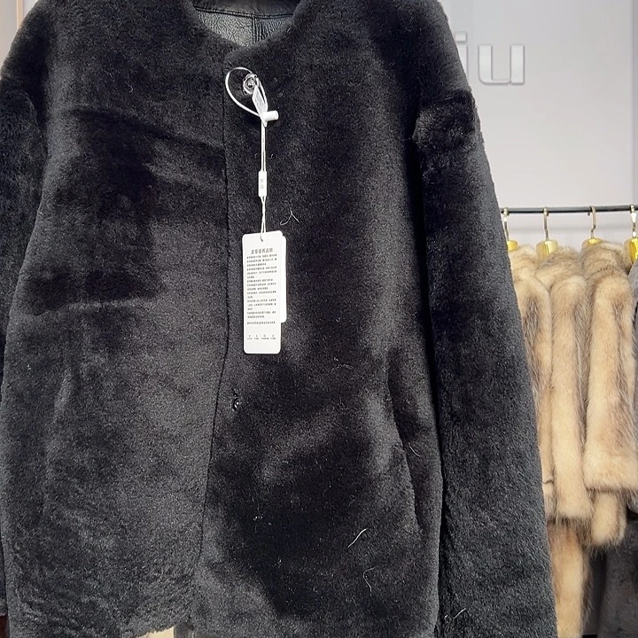 小***妈恒玖新款女装外套438