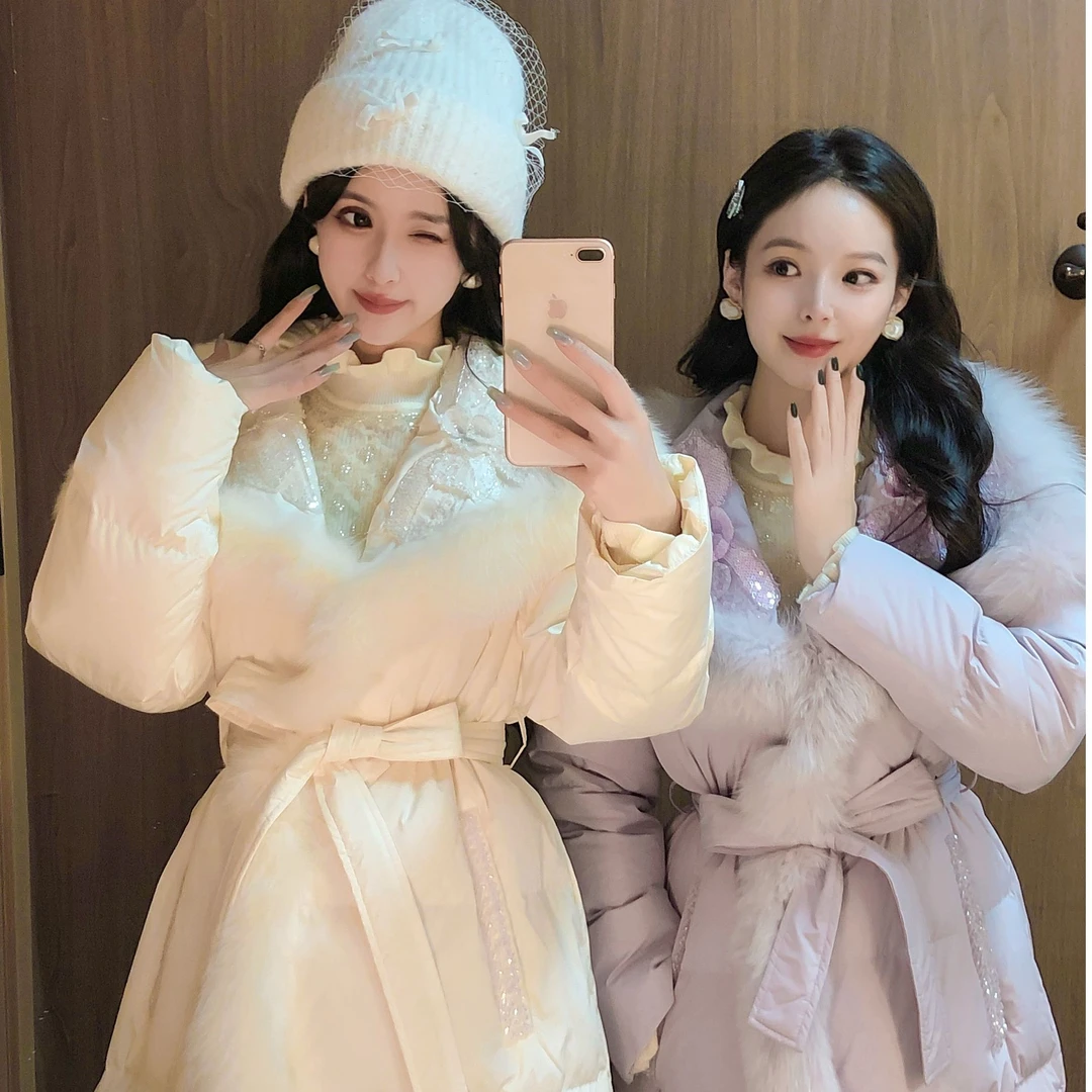 艾日秀秋冬名媛优雅毛领立体花钻饰收腰系带中长款保暖外套H0114