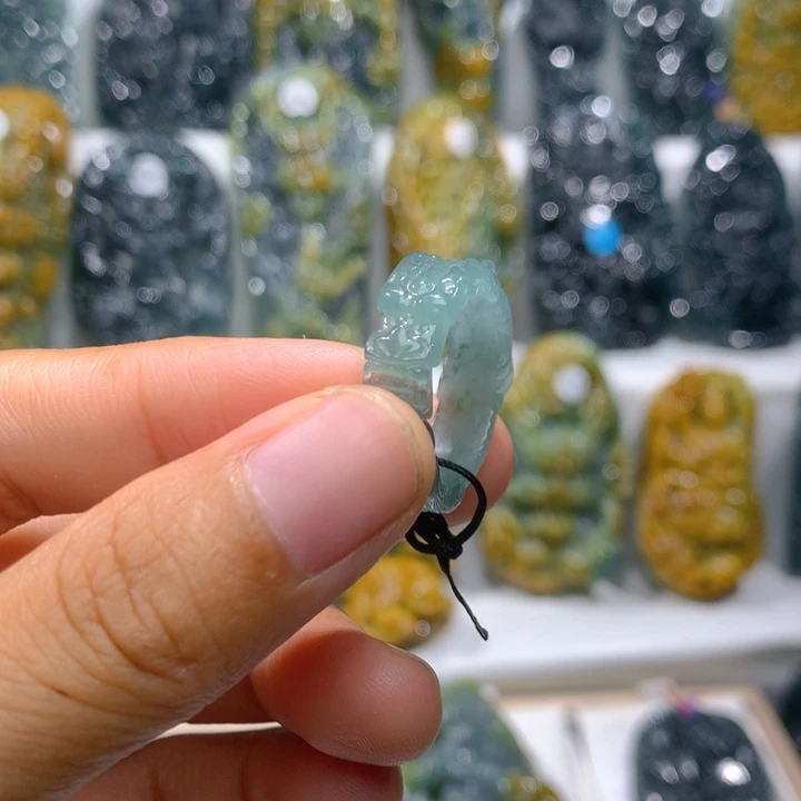 翡翠未镶嵌吊坠(不含链)乌**.