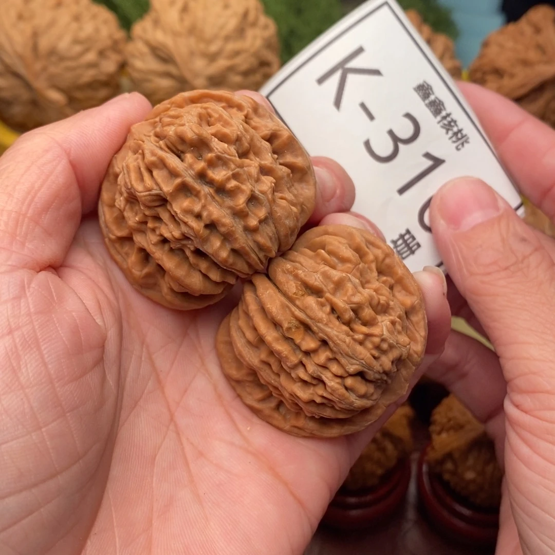 桃核把件四座楼40…..