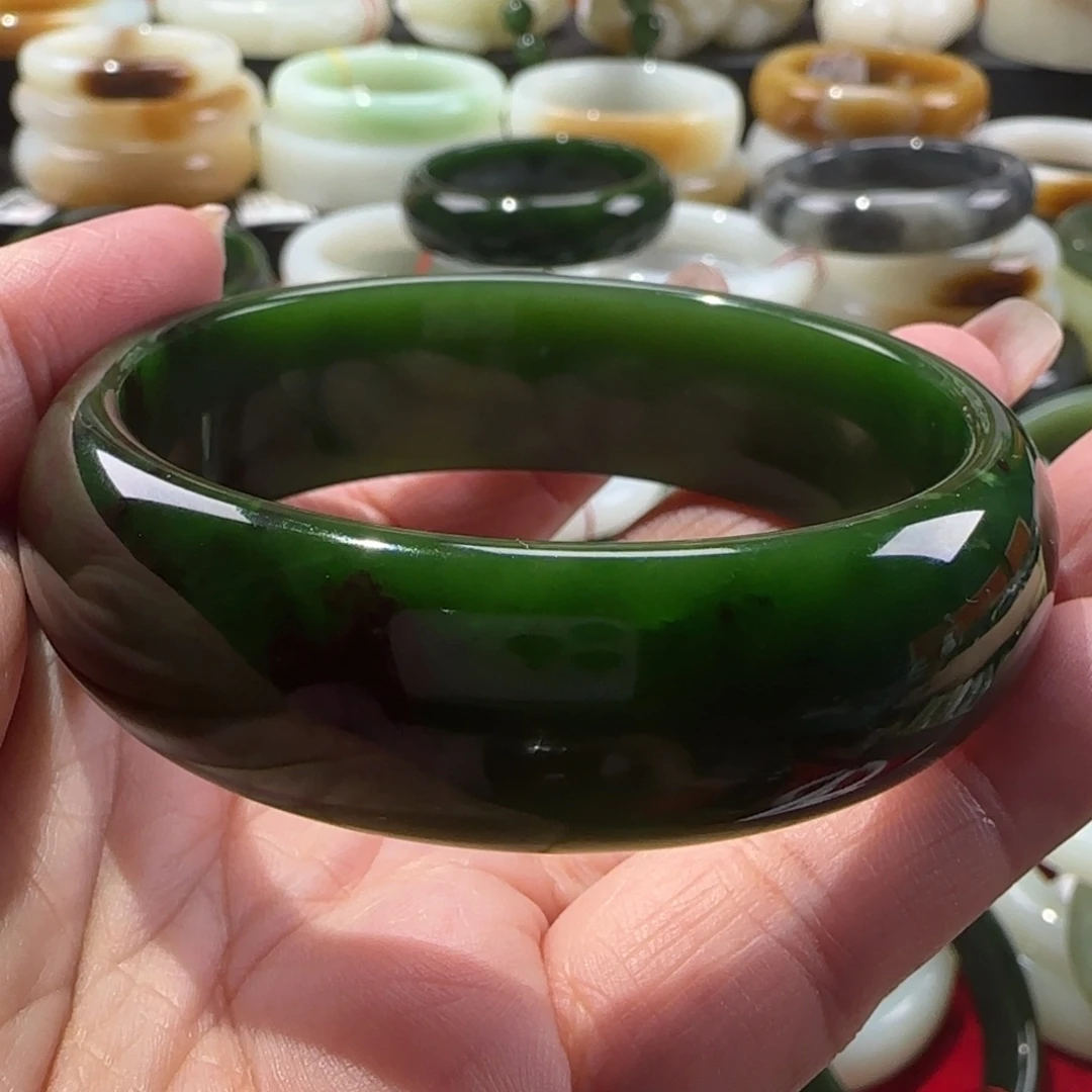 和田玉手镯未镶嵌天**～