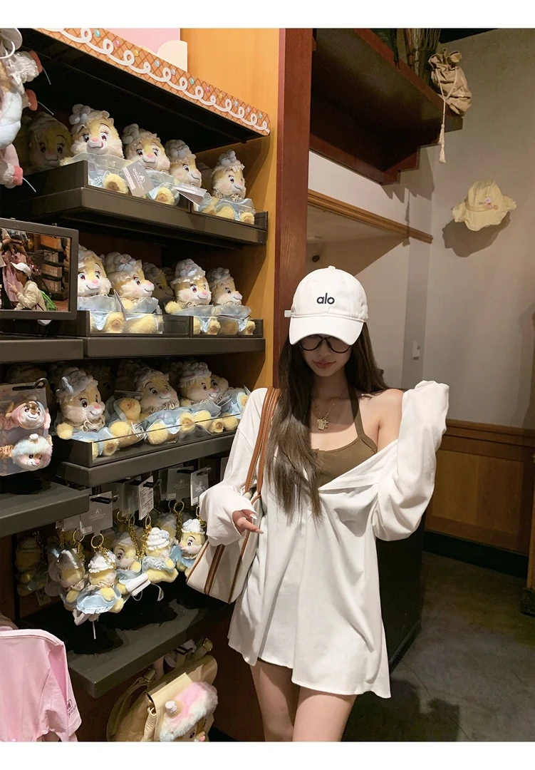 欧美辣妹松弛感白色V领卷边T恤罩衫半扣捏褶包臀吊带裙两件套装女