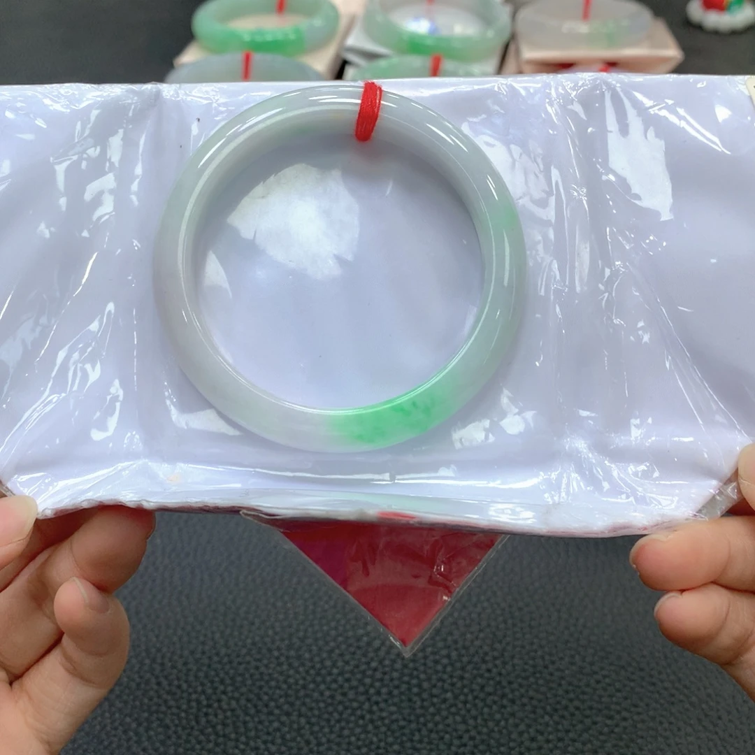 翡翠未镶嵌手镯17