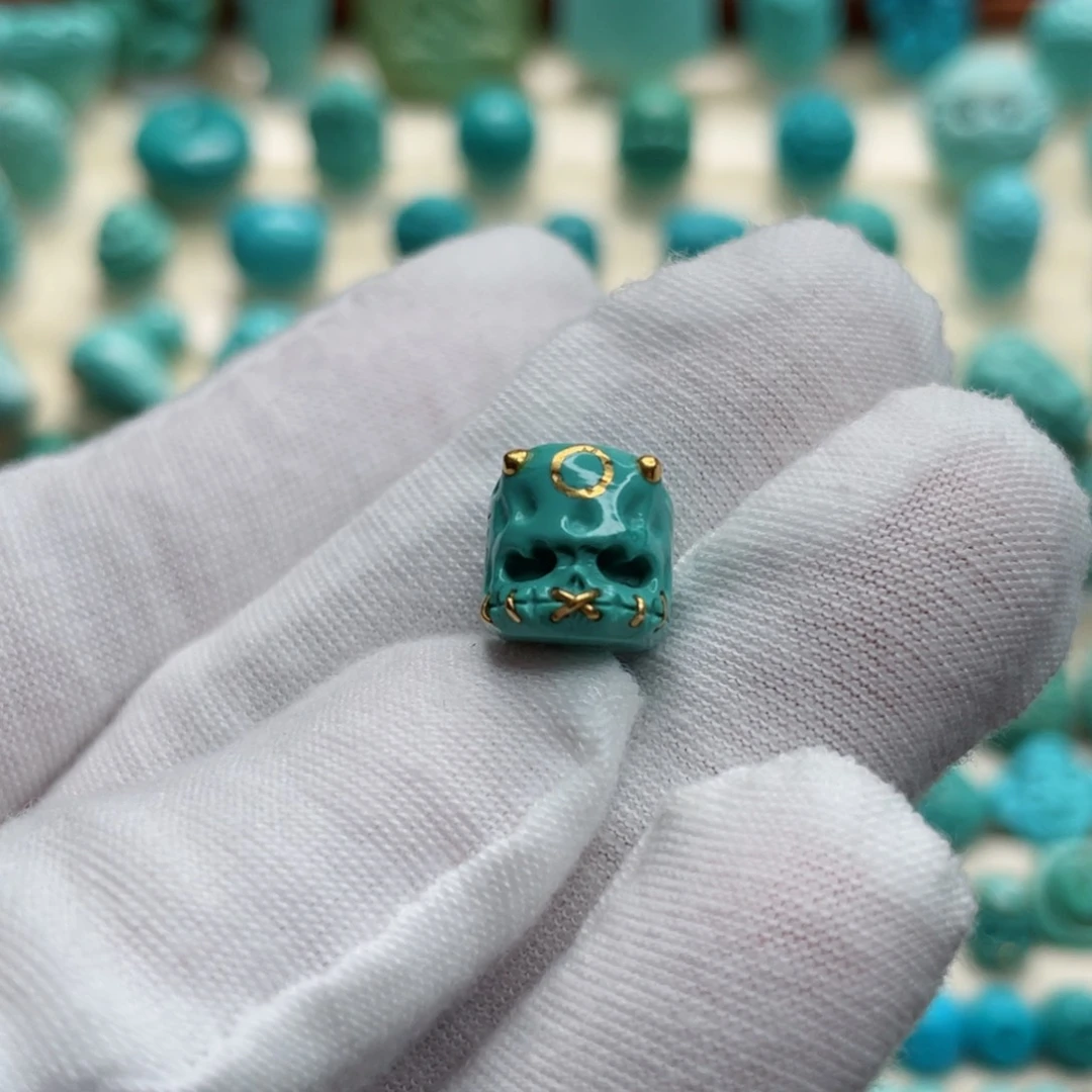 未镶嵌绿松石珠宝奇石