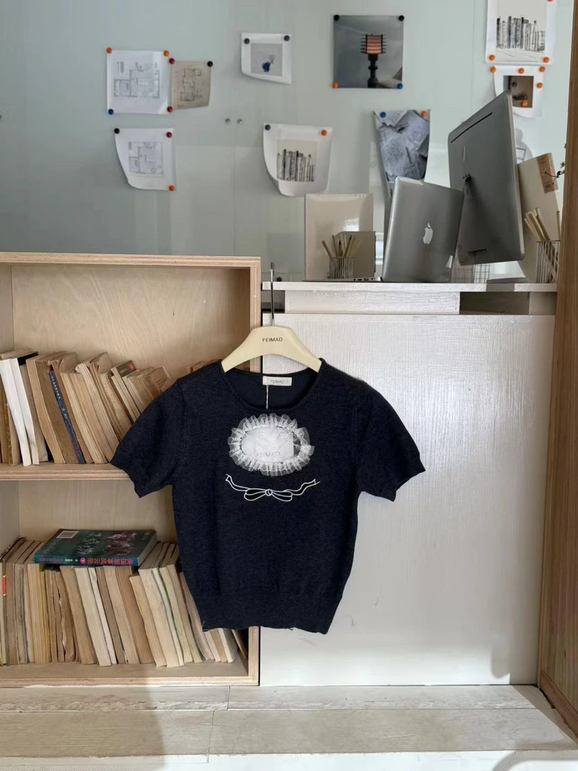 【公主日记】6312 针织打底衫短袖显瘦设计感蕾丝拼接短袖上衣时尚