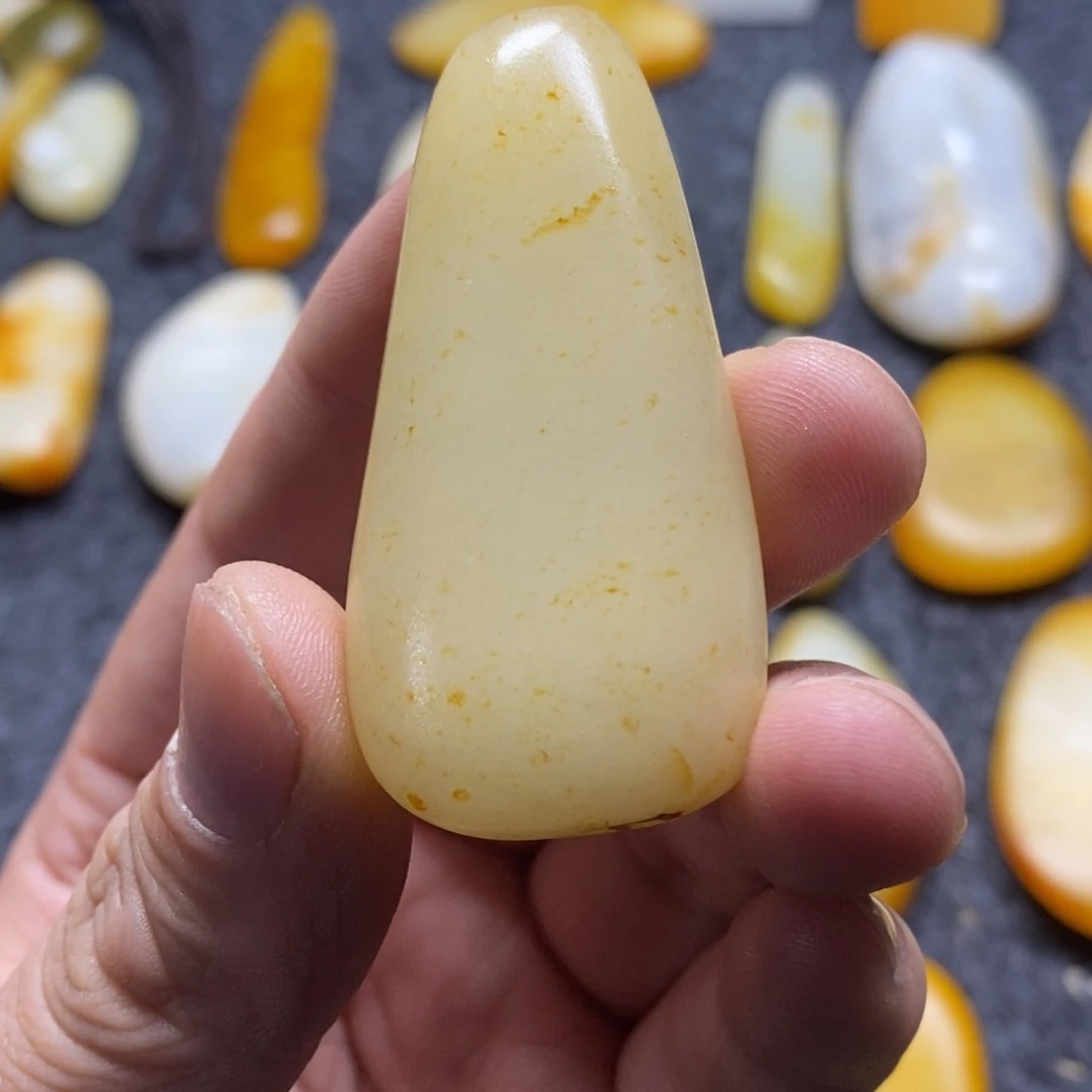 【闪购商品】和田玉颈饰未镶嵌