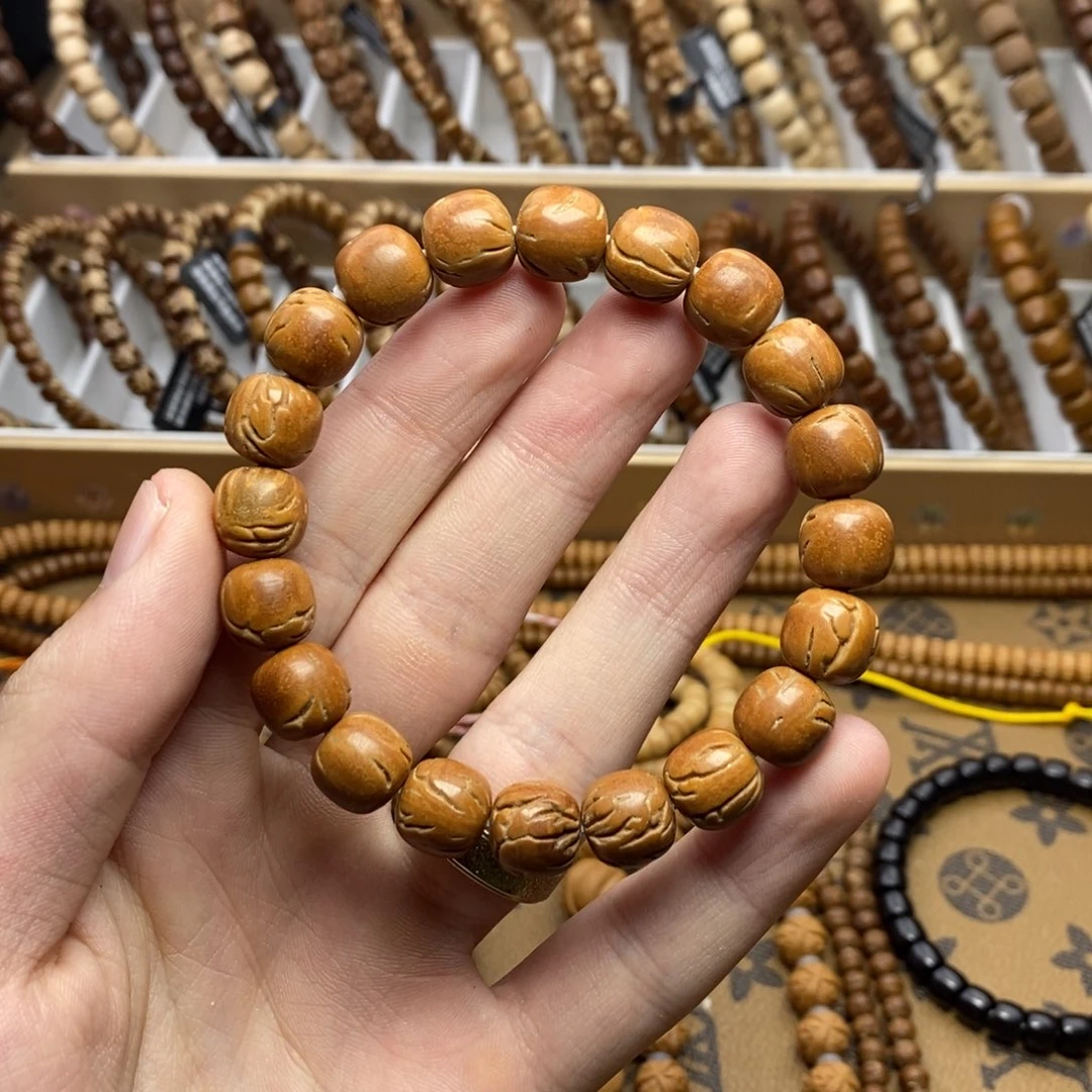 紫金鼠手串红魔桃核实心10