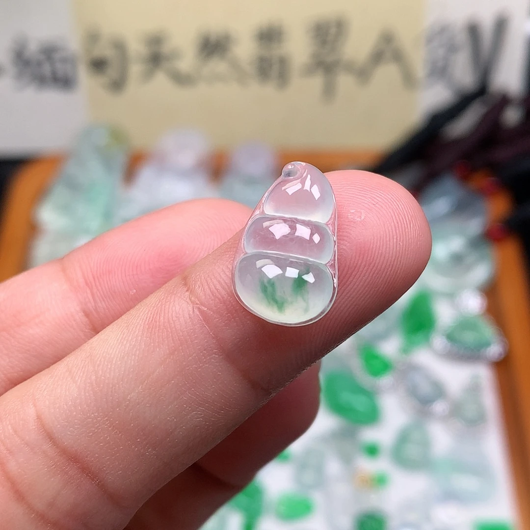 翡翠裸石缅甸天然A货翡翠冰种豆子