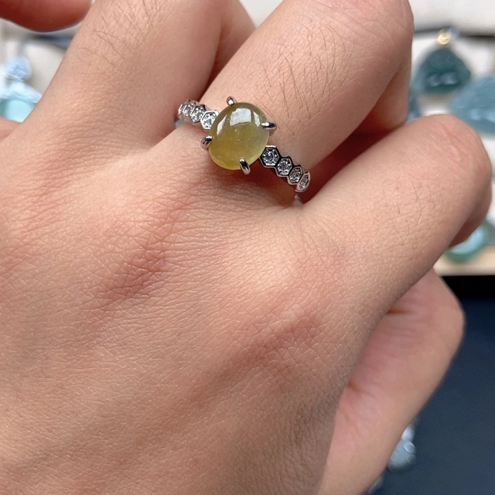 翡翠未镶嵌戒指戒指