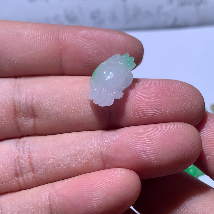 翡翠未镶嵌颈饰11111