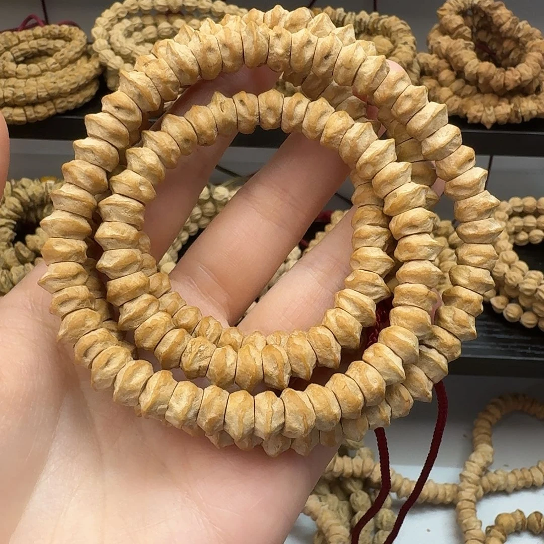 ****哈柏香籽/百香籽吊坠