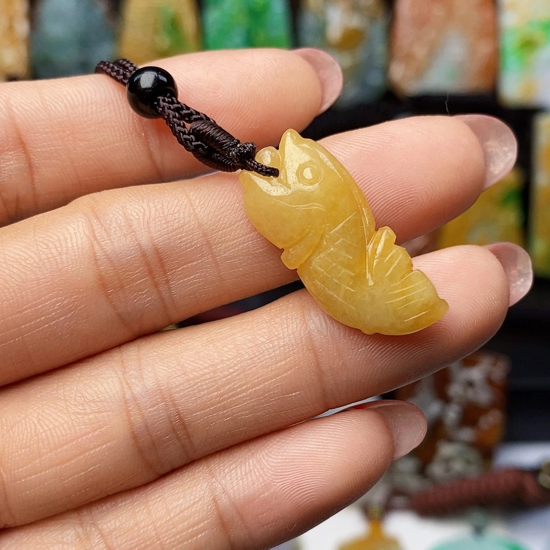 翡翠未镶嵌颈饰翡翠A货一物一证