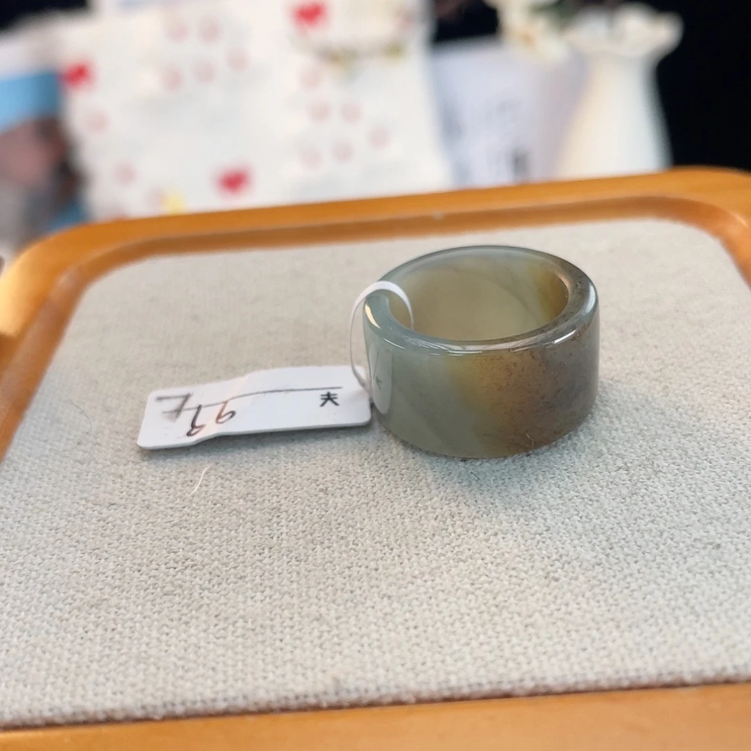 和田玉未镶嵌戒指Y67一口糖直切18.5不退换