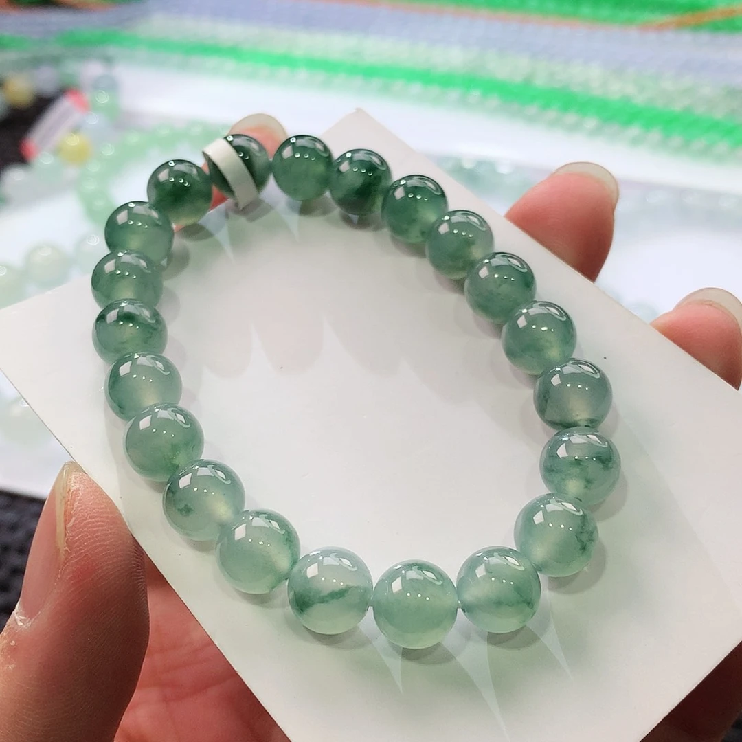 翡翠手链未镶嵌翡翠