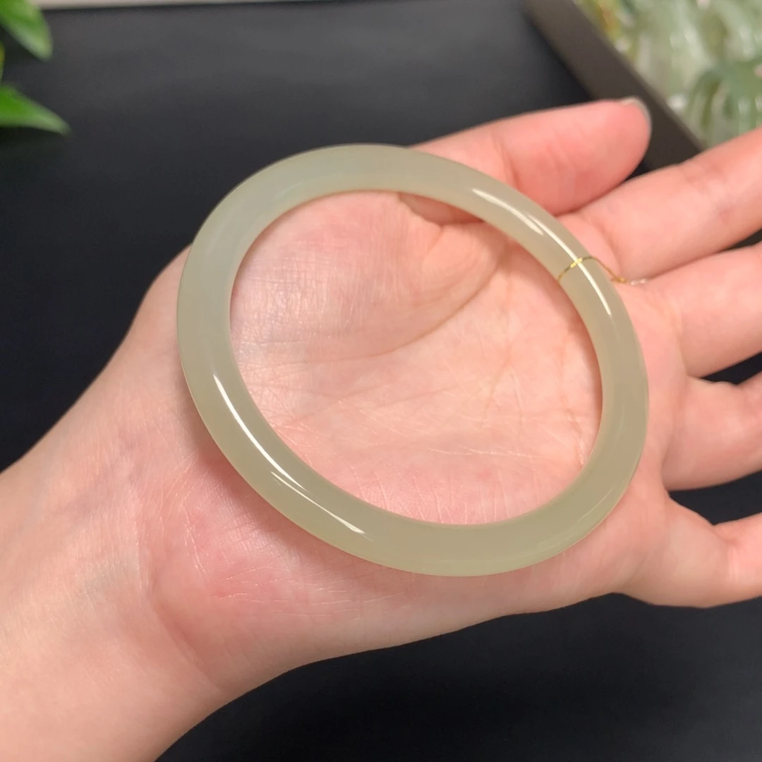 和田玉手镯未镶嵌61