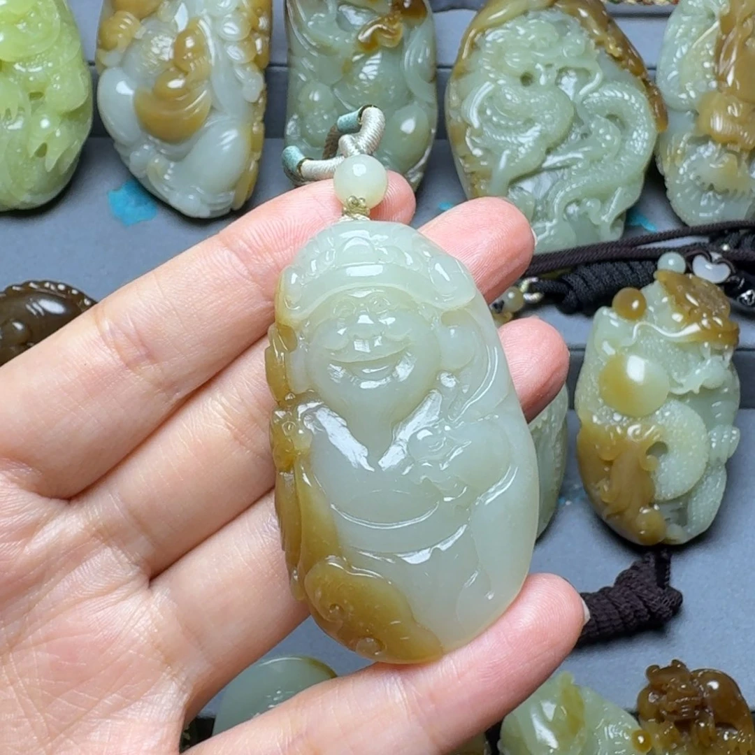 和田玉未镶嵌颈饰梦