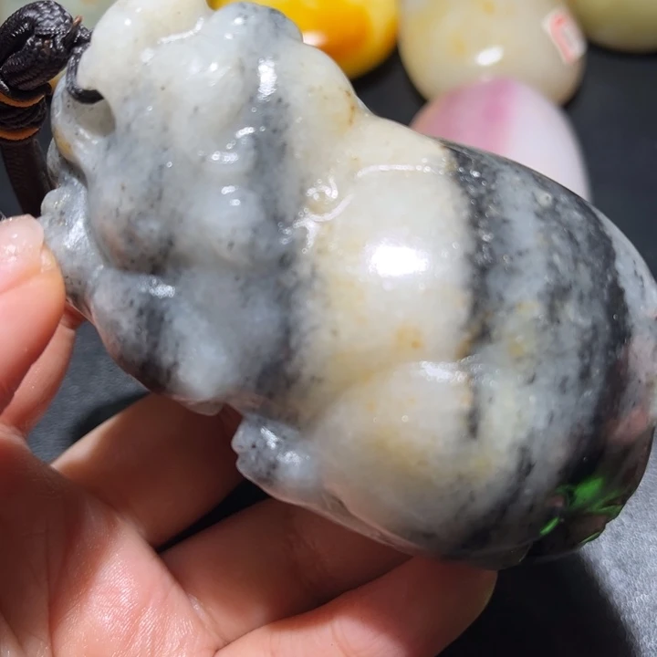 和田玉未镶嵌珠宝奇石