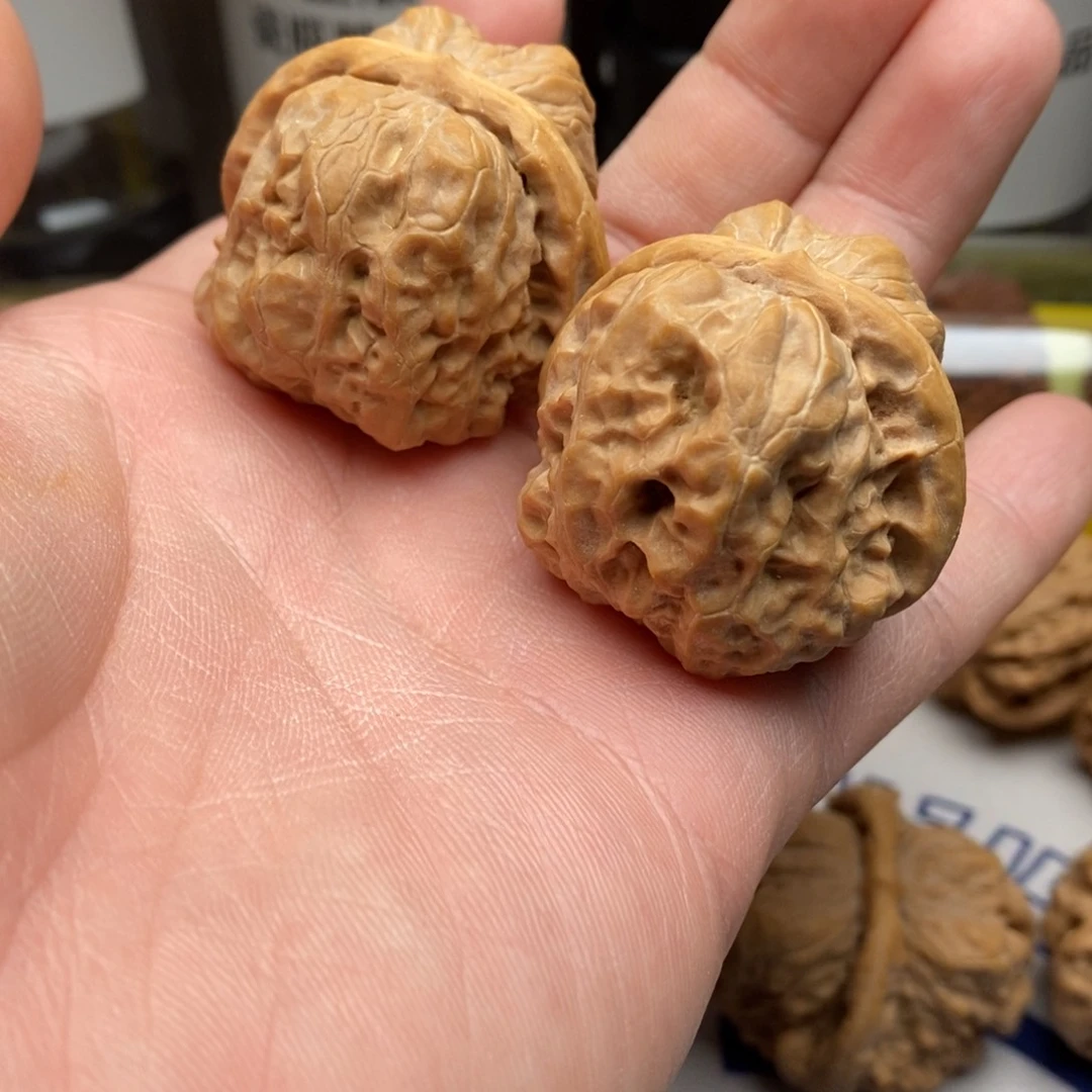 核桃把件大*?三八蛤蟆头