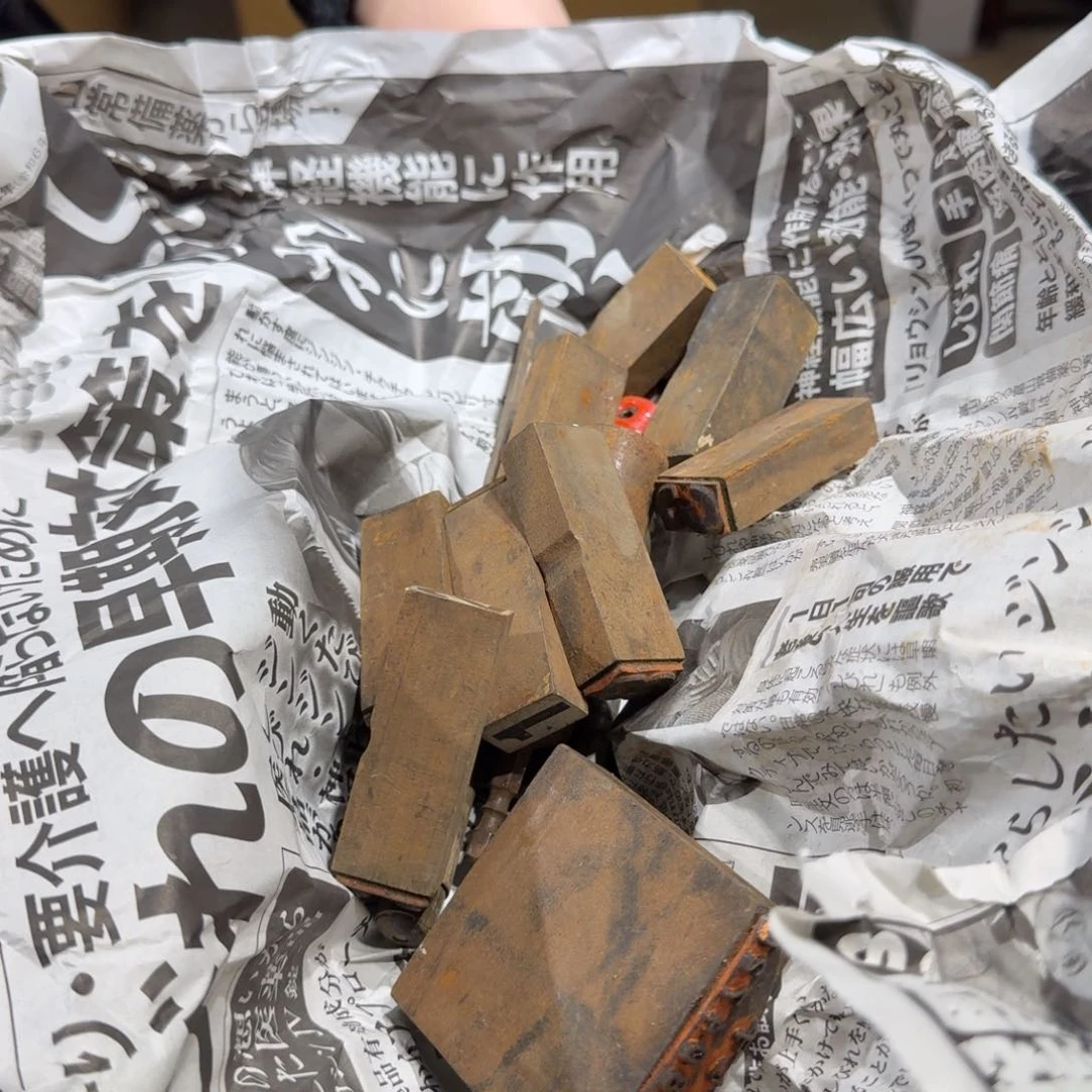 强****机8新中古物品，谨慎下单，不保好坏