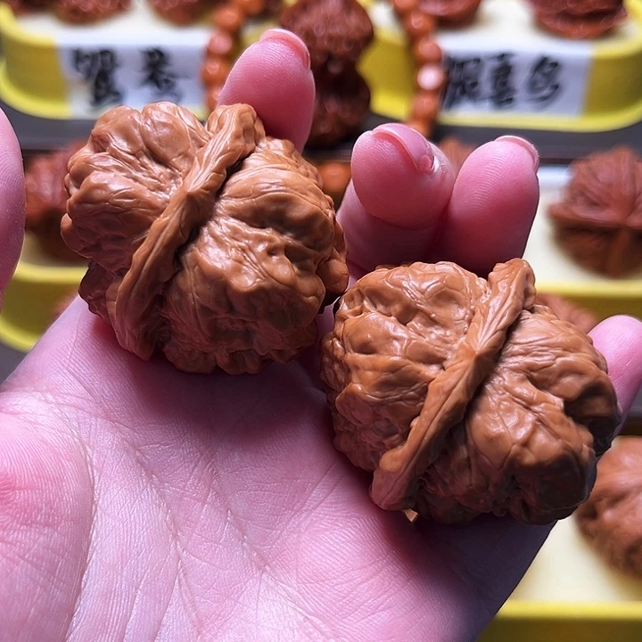 吊坠文玩核桃40尺蛤蟆头狮子头