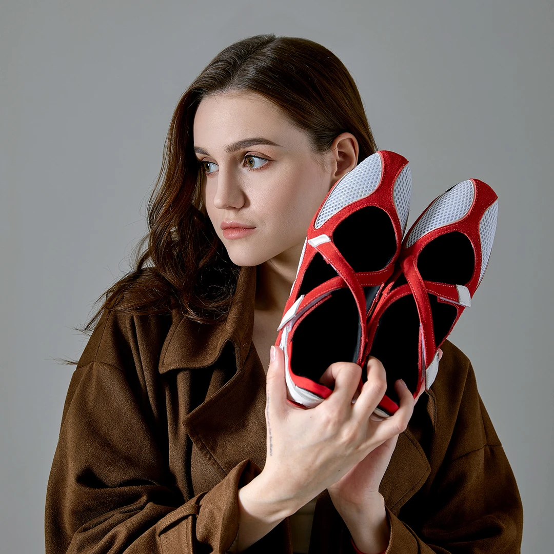 小众浅口交叉带魔术贴芭蕾舞鞋女2025秋季新款拼色平底玛丽珍单鞋