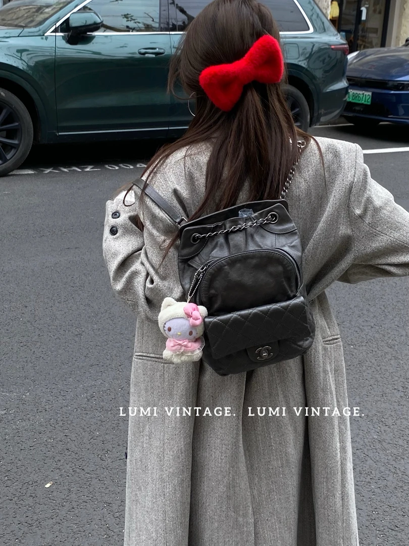 95新 Chanel/香奈儿 炭黑色银扣双肩包16403904
