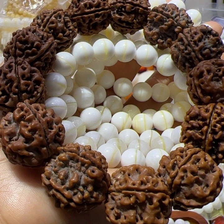 大果紫檀（缅甸花梨）10金线全品手串