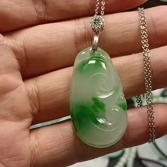 翡翠未镶嵌颈饰翡翠翡翠