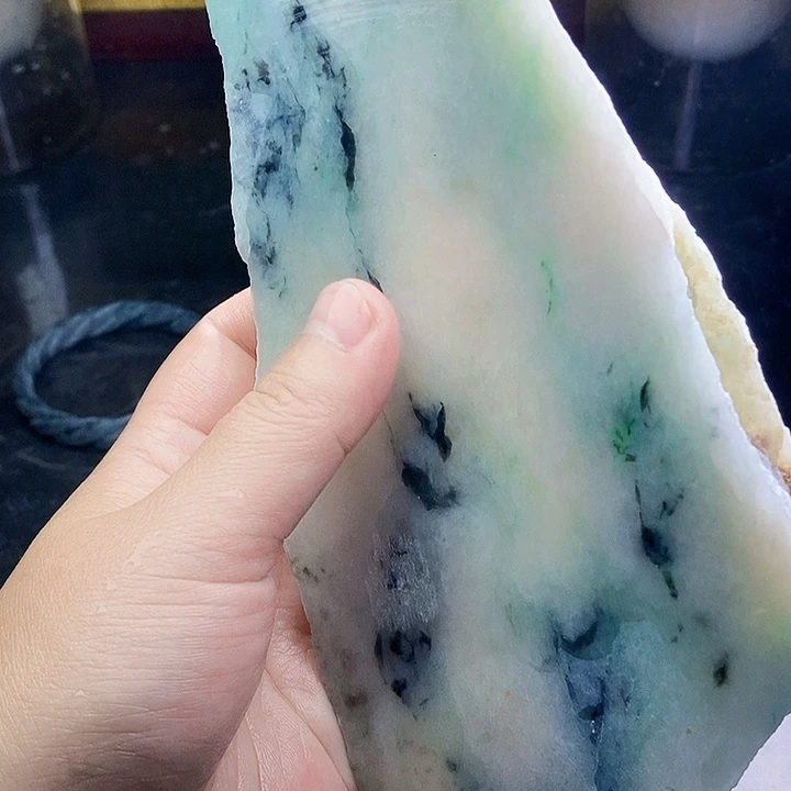 翡翠未镶嵌颈饰毛料22
