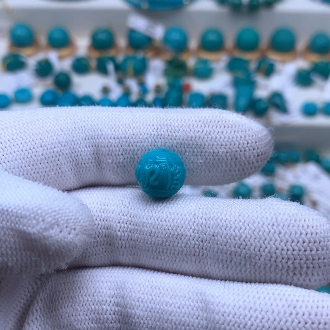 绿松石配饰未镶嵌