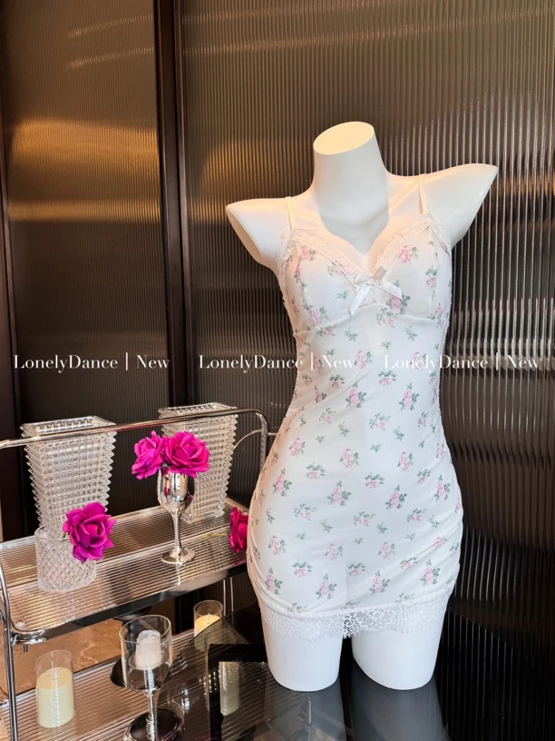 Lonelydance碎花*蕾丝吊带睡裙女纯欲风带胸垫甜美性感小胸睡衣
