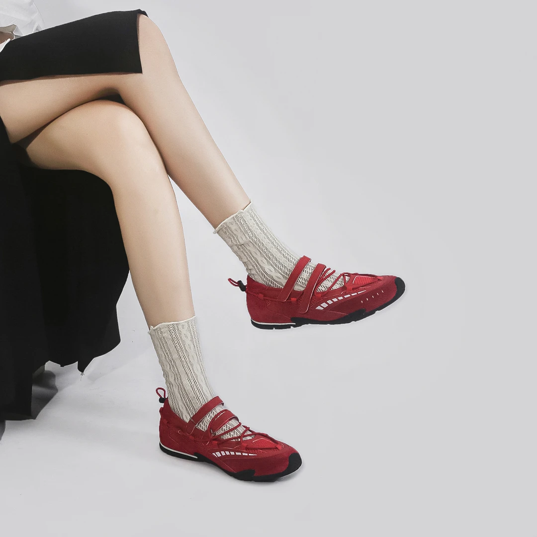 林向晚韩系甜妹~ 红色机能风德训鞋2025年新款魔术贴休闲运动鞋女