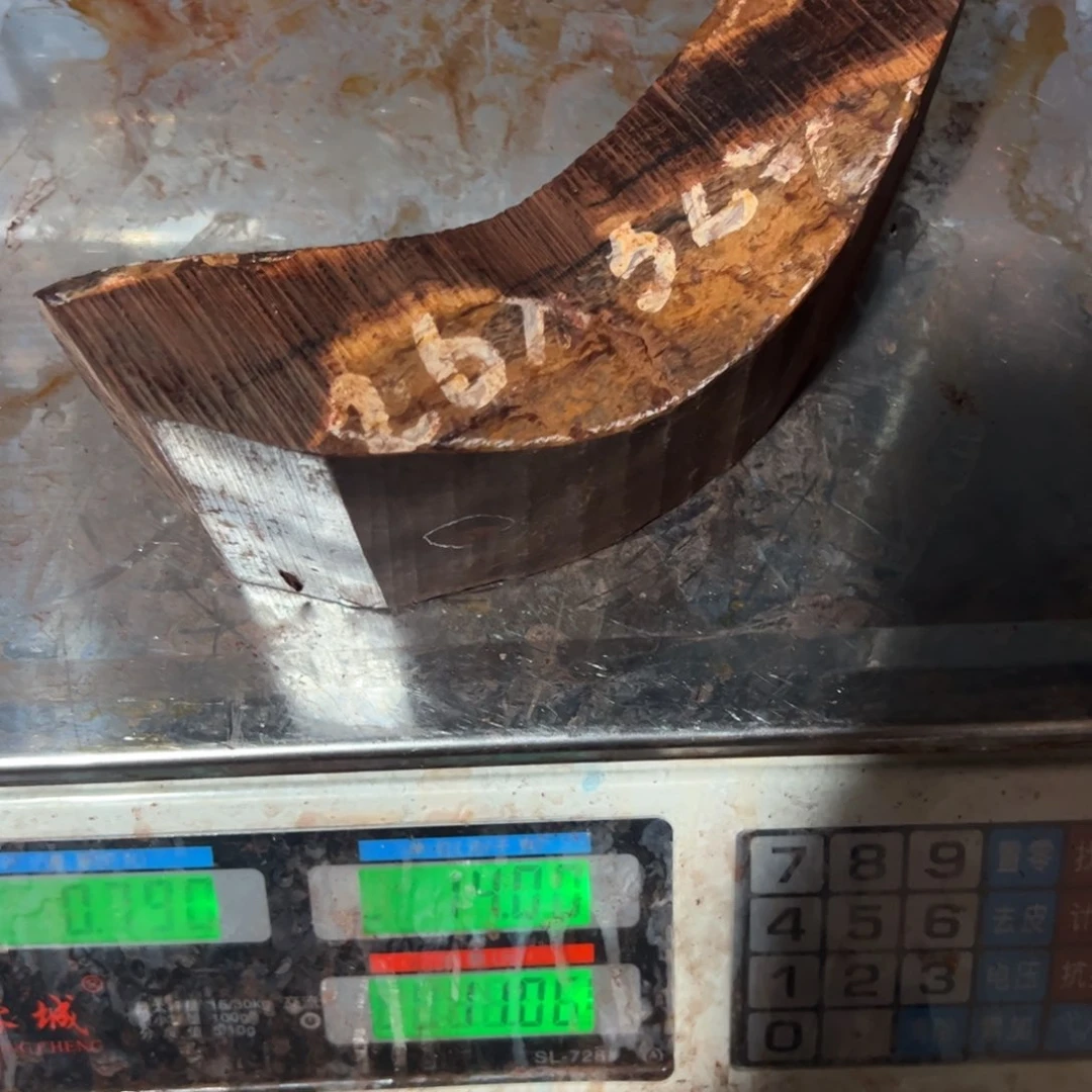 紫檀木类端景台拾*