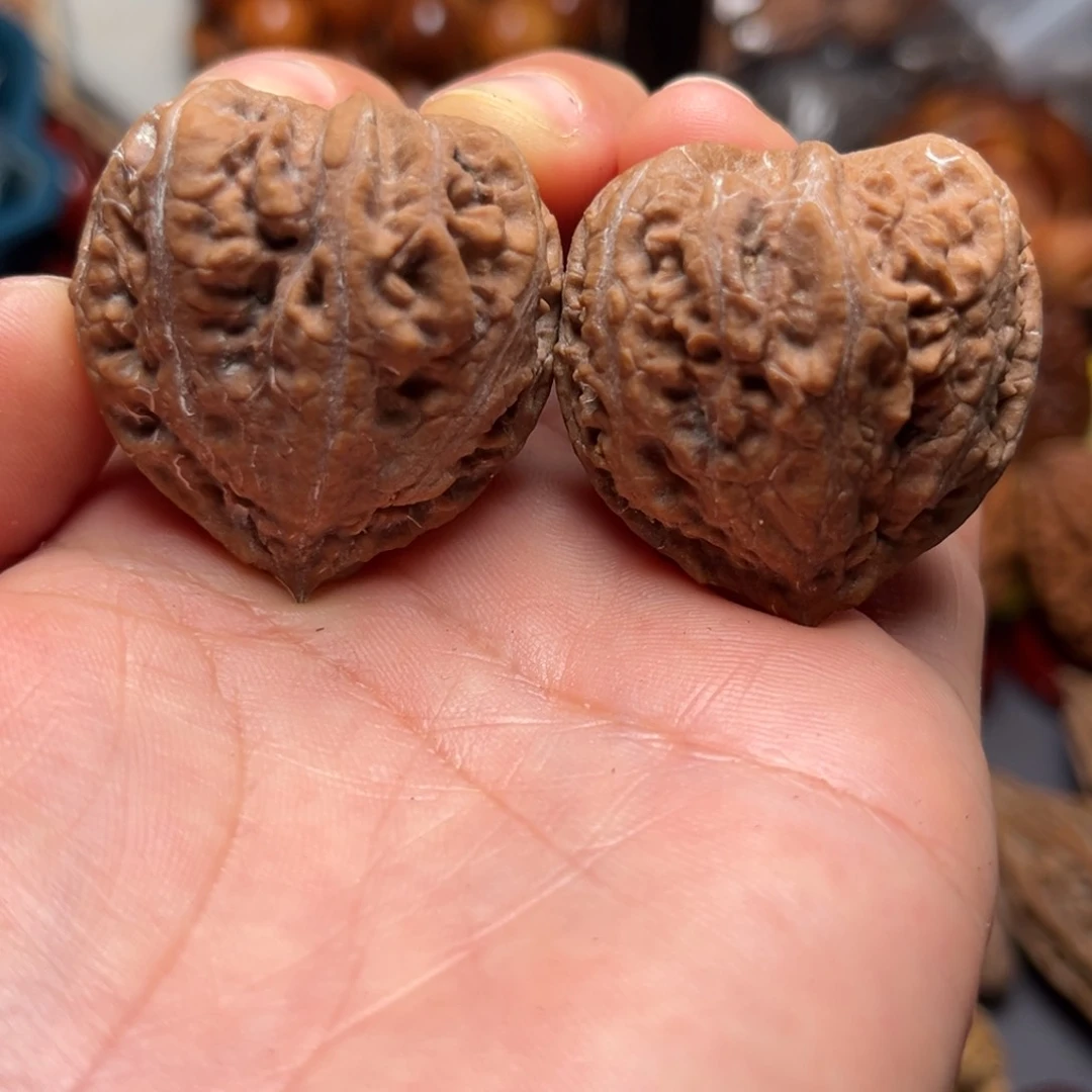 吊坠文玩核桃瑕疵10