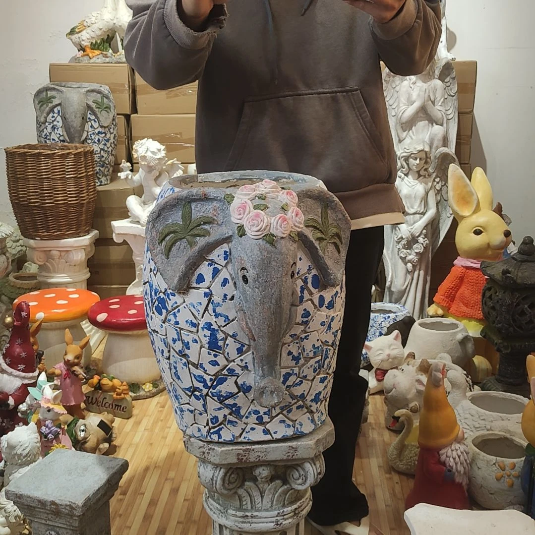 合成树脂青花大象花盆一对