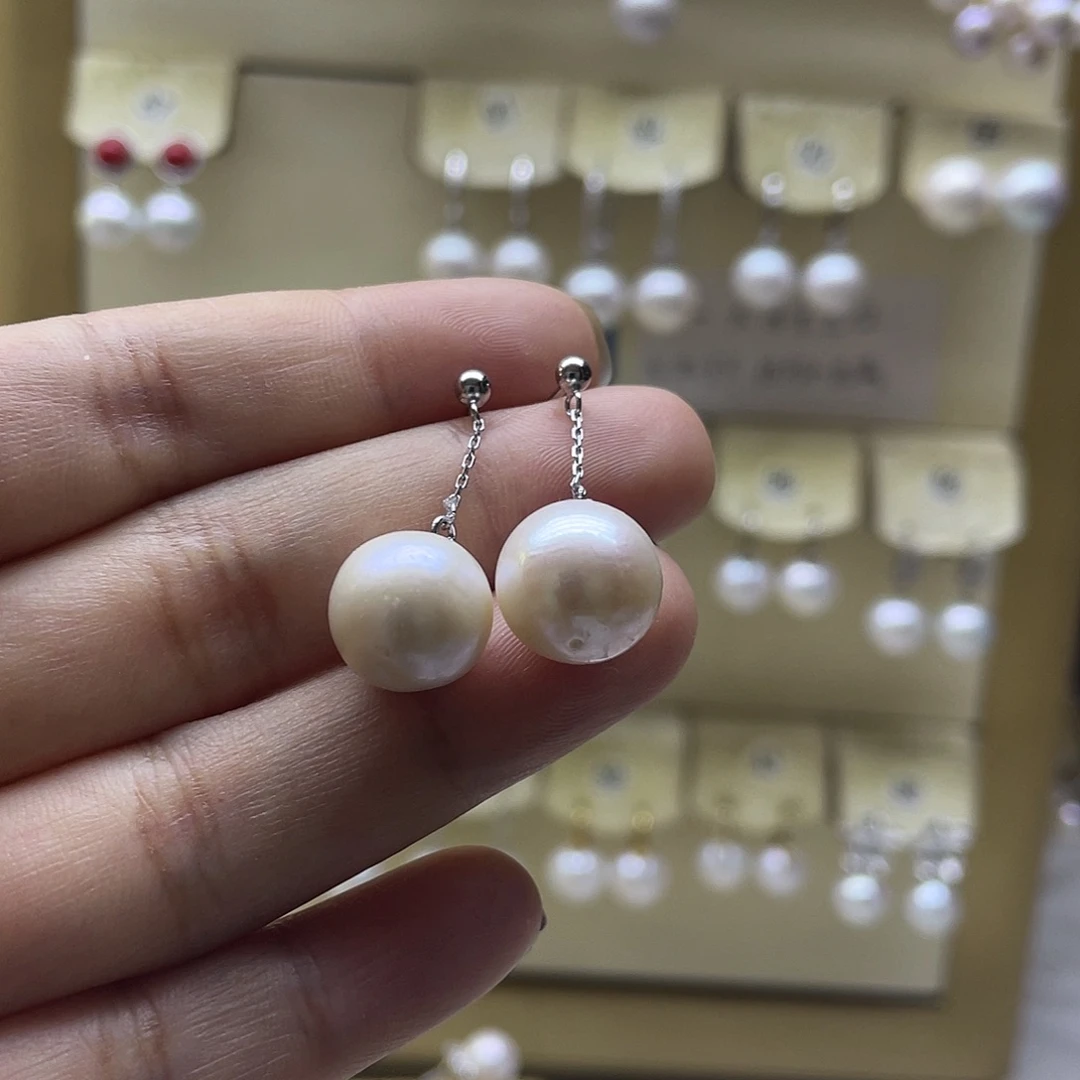 淡水珍珠银S925镶嵌耳饰