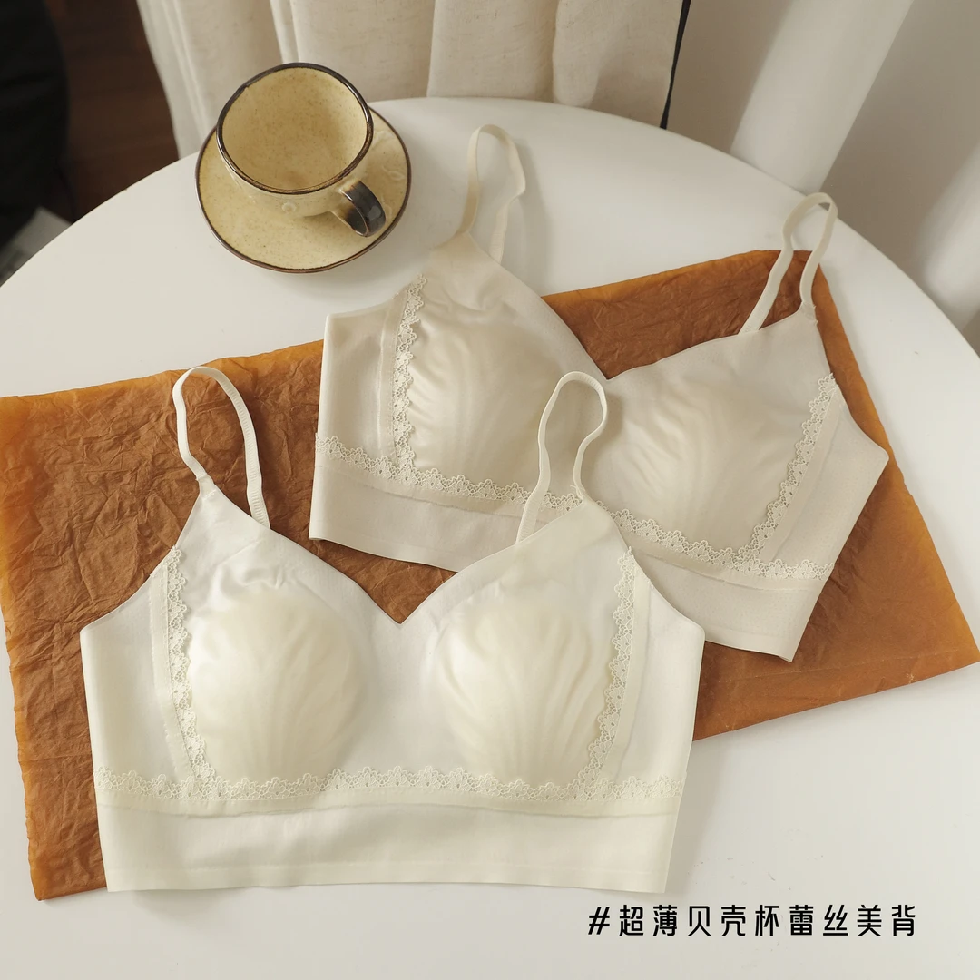 MANNIY/"贝壳杯"新品超薄无痕法式美背蕾丝内衣M01