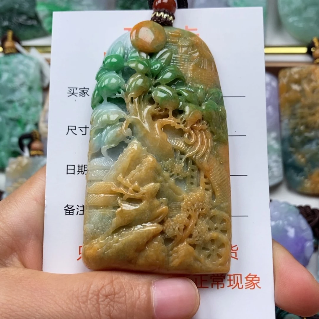 翡翠未镶嵌颈饰吊坠
