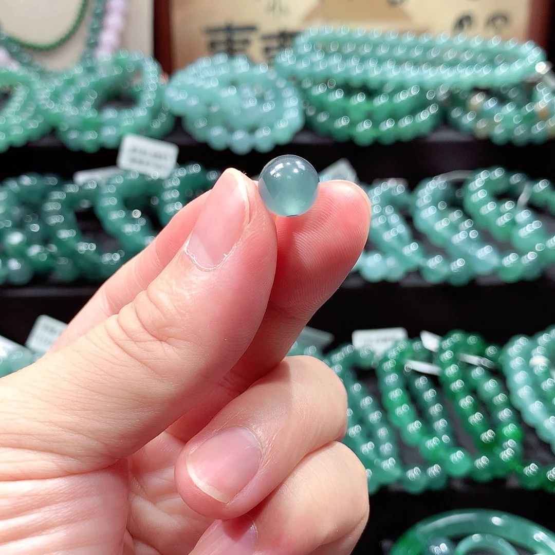 粉****翡翠未镶嵌手链卡10