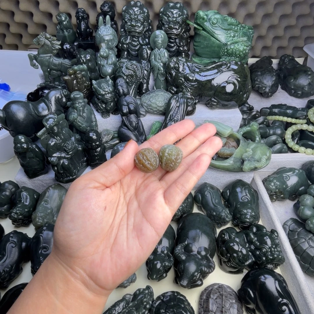 和田玉（糖玉）未镶嵌颈饰