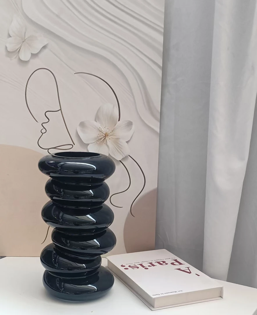 CM21设计风黑色不规则石头造型花瓶样板间直径15厘米高28厘米