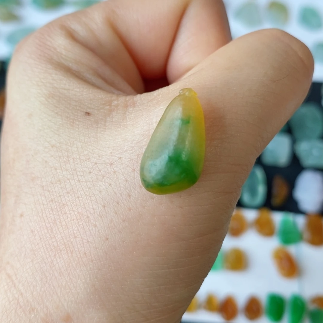 定制翡翠未镶嵌㵘*瓜