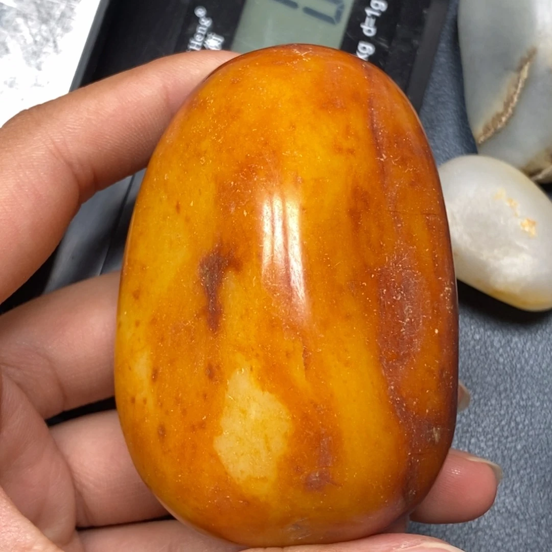 和田玉（糖玉）未镶嵌挂件