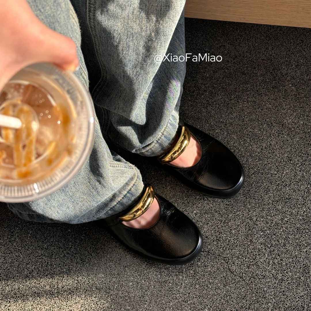 小发喵手抓皱皱纹真皮圆头玛丽珍浅口单鞋777