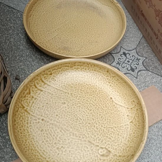 瓷片陶瓷盘子碗啥都有